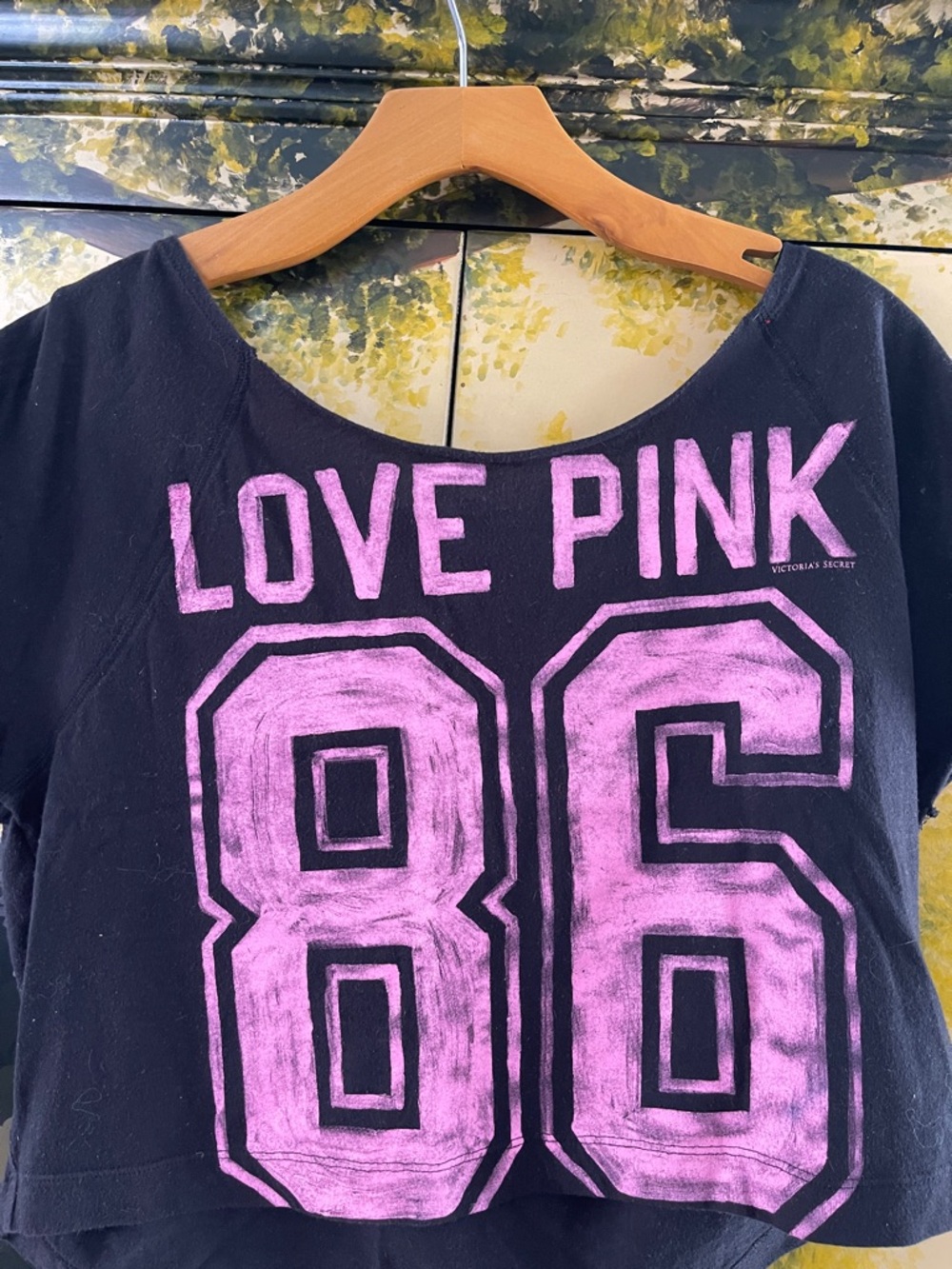 Victoria's Secret Black Crop Tee with Pink LOVE PINK 86 Graphic